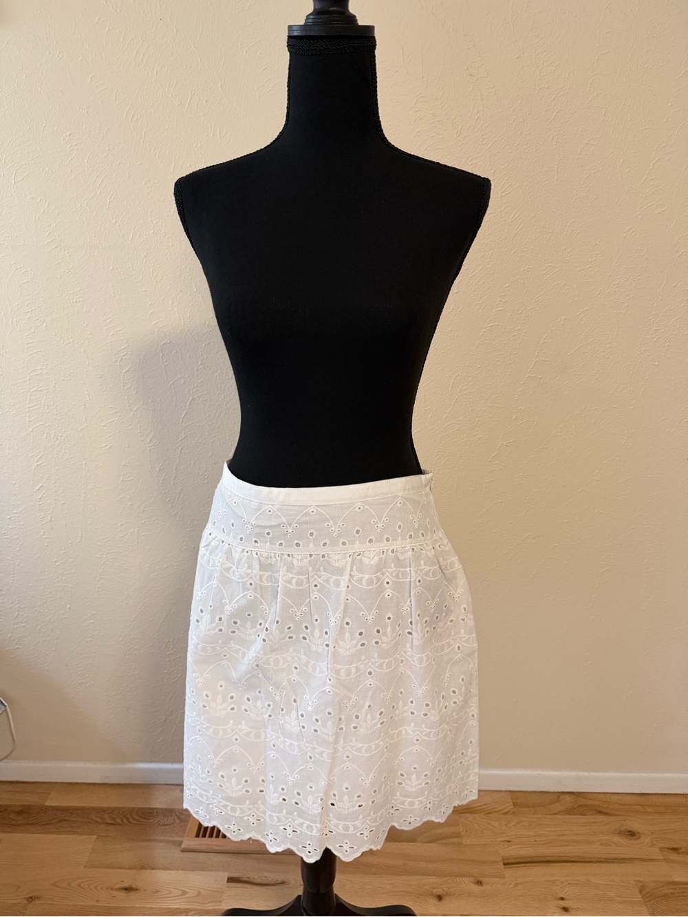 Max Studio White Eyelet Skirt